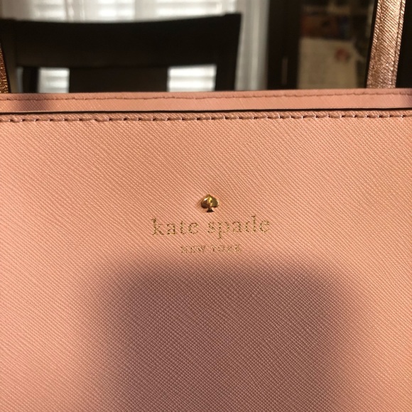 ❌ SOLD ❌ Kate Spade Blush Pink Gold Tote - Picture 3 of 8